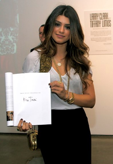 61766_599915881672_7102628_34843895_2308800_n